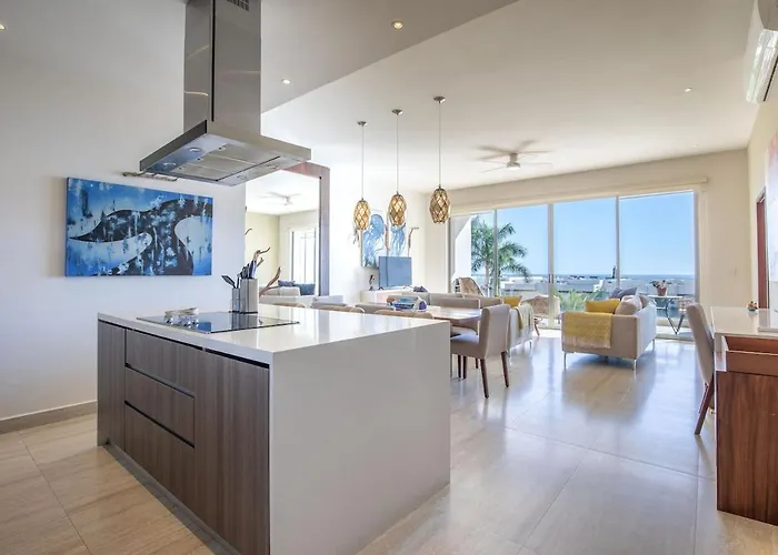Ocean View Luxe Condo, 3br 3ba, 5 Minutes To Medano! Cabo San Lucas