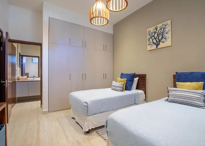 Apartment Ocean View Luxe Condo, 3br 3ba, 5 Minutes To Medano! Cabo San Lucas