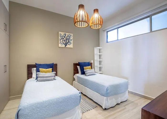 Apartment Ocean View Luxe Condo, 3br 3ba, 5 Minutes To Medano!