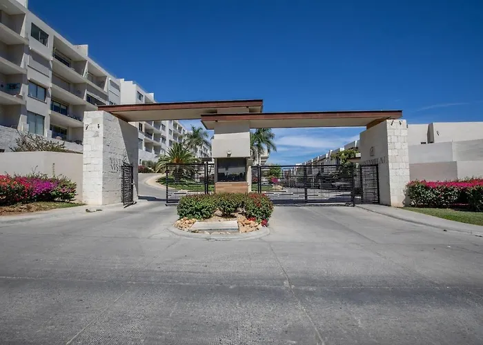Ocean View Luxe Condo, 3br 3ba, 5 Minutes To Medano! *