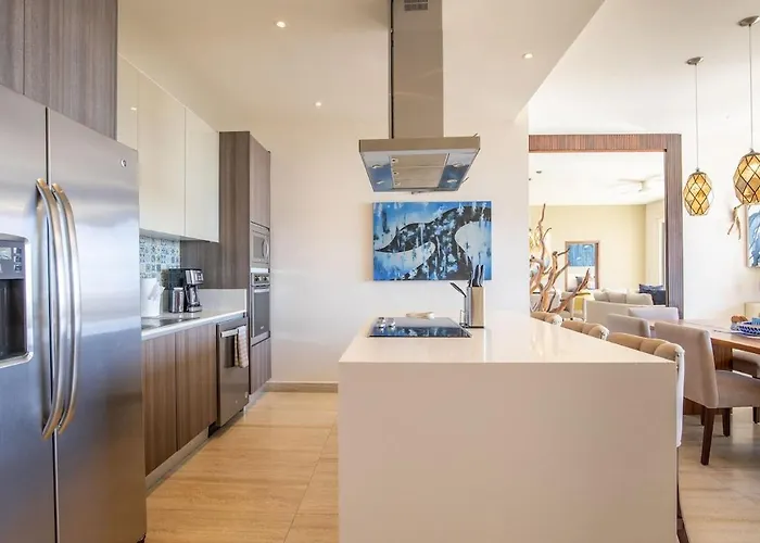Ocean View Luxe Condo, 3br 3ba, 5 Minutes To Medano! * Cabo San Lucas
