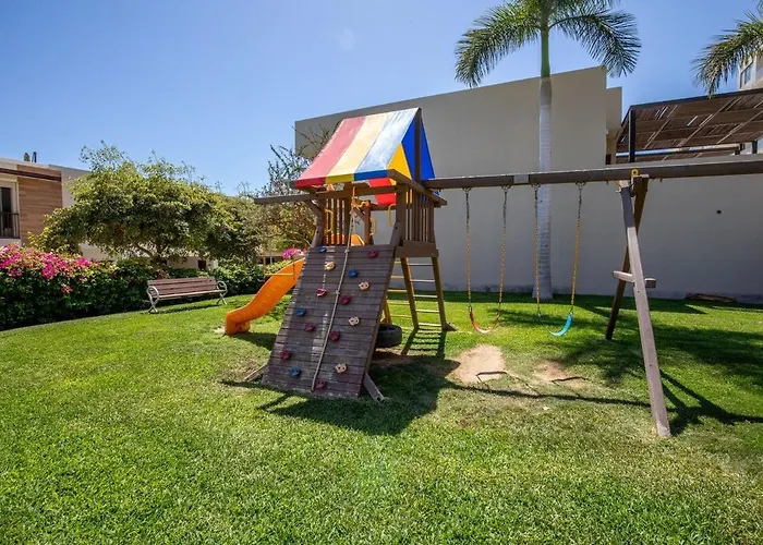 Ocean View Luxe Condo, 3br 3ba, 5 Minutes To Medano! * Cabo San Lucas