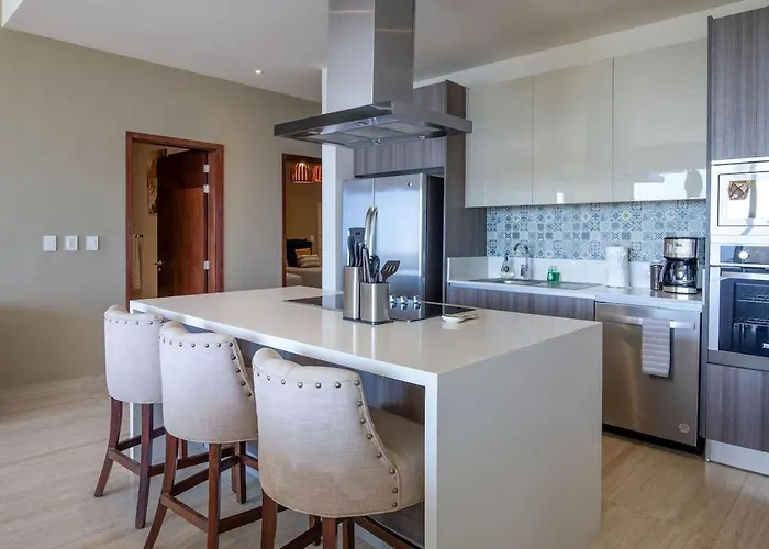 Ocean View Luxe Condo, 3br 3ba, 5 Minutes To Medano! Apartment Cabo San Lucas