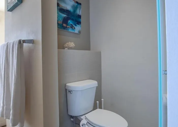 Ocean View Luxe Condo, 3br 3ba, 5 Minutes To Medano! Cabo San Lucas